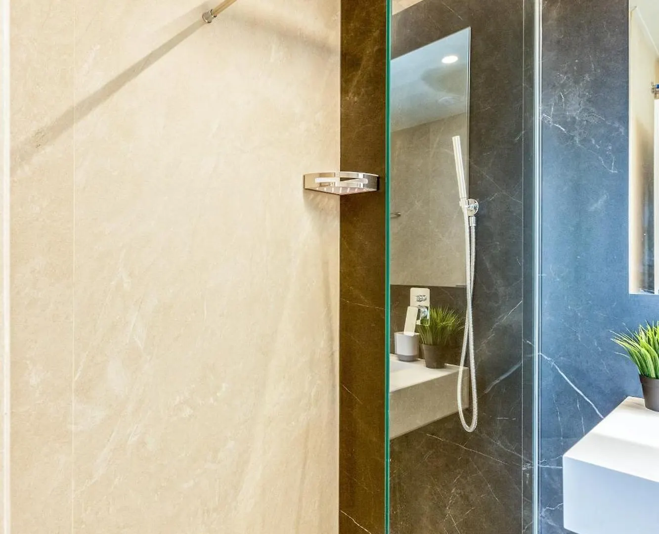 Oceana Apartment Torremolinos Spain